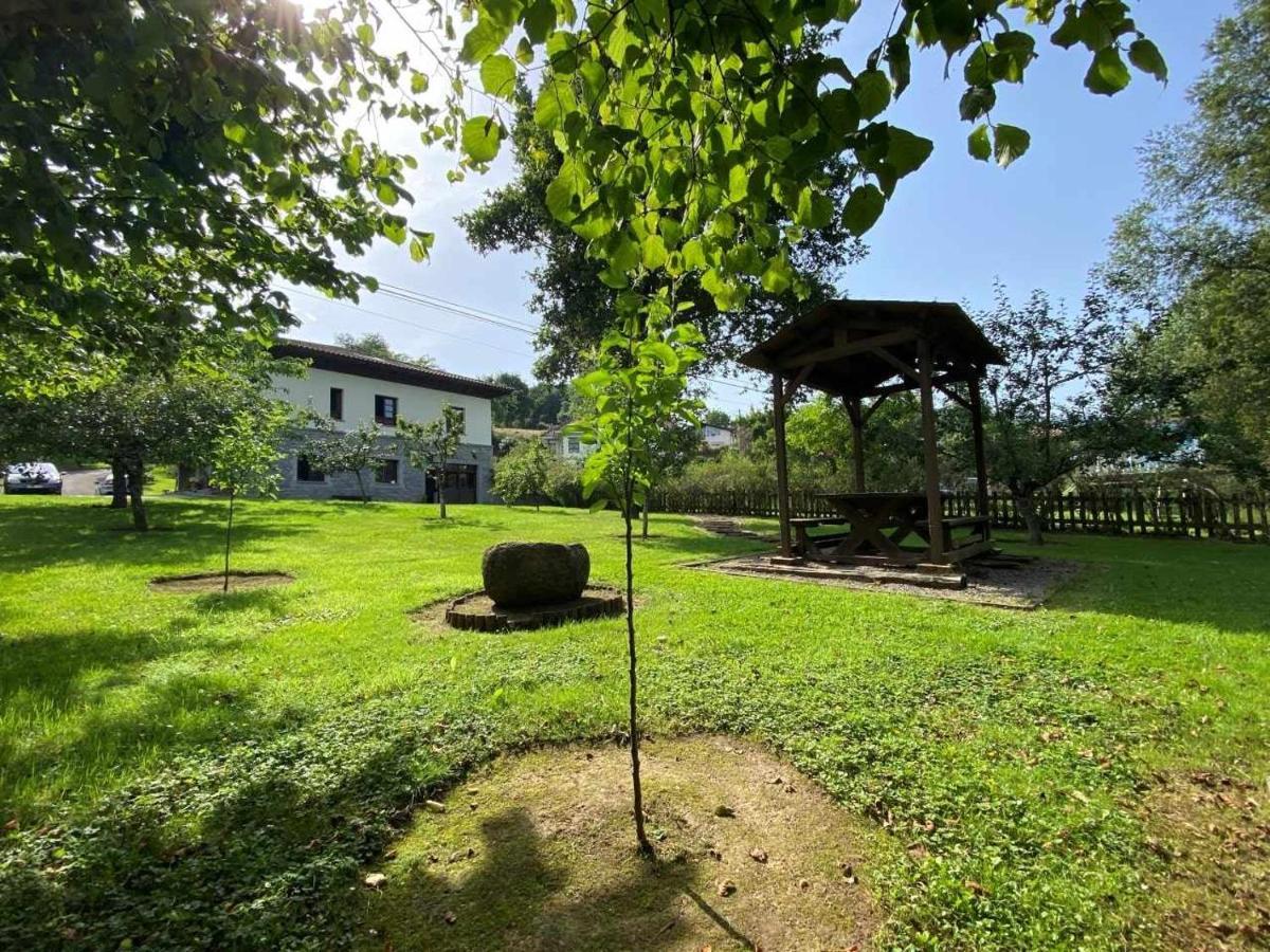 Casa De Los Carpinteros Arriondas Esterno foto